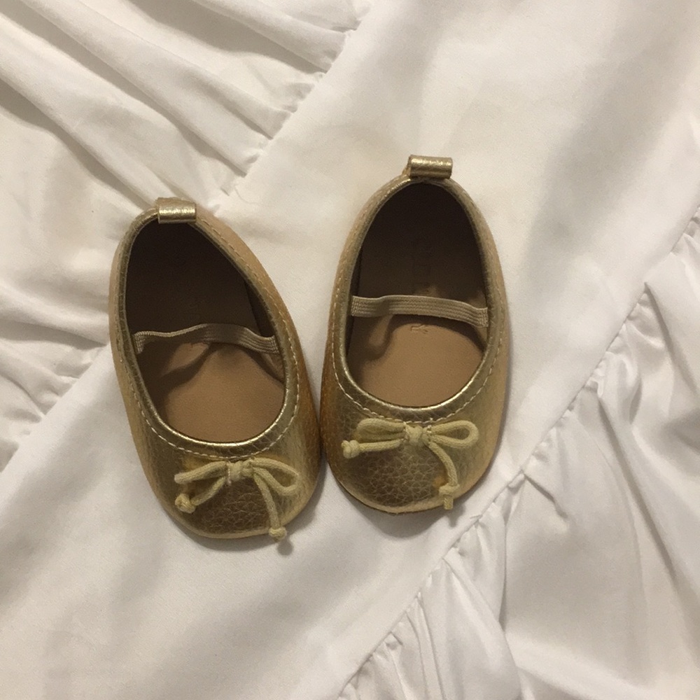 Old navy shoes